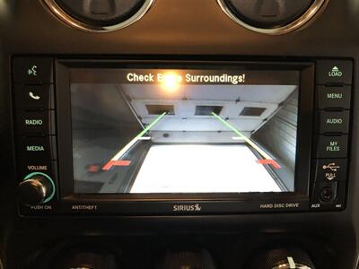 2017 Jeep Compass Latitude   - Photo 13 - Saint Louis, MI 48880-9800