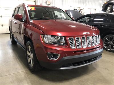2017 Jeep Compass Latitude   - Photo 4 - Saint Louis, MI 48880-9800
