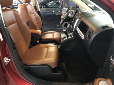 2017 Jeep Compass Latitude   - Photo 16 - Saint Louis, MI 48880-9800