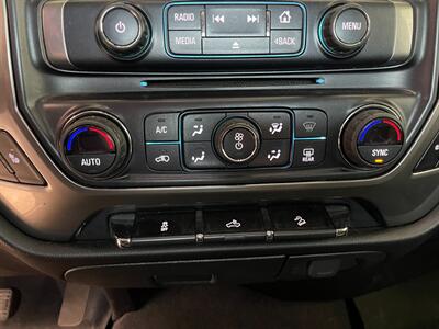 2019 Chevrolet Silverado 1500 LD LT   - Photo 15 - Saint Louis, MI 48880-9800