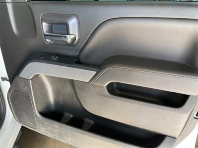 2019 Chevrolet Silverado 1500 LD LT   - Photo 22 - Saint Louis, MI 48880-9800