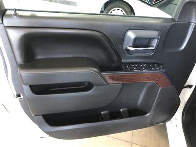 2016 GMC Sierra 1500 SLE   - Photo 19 - Saint Louis, MI 48880-9800