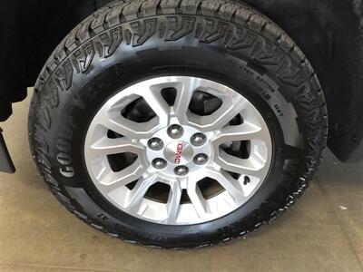 2016 GMC Sierra 1500 SLE   - Photo 21 - Saint Louis, MI 48880-9800