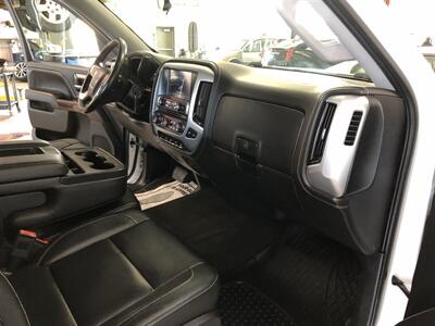 2016 GMC Sierra 1500 SLE   - Photo 18 - Saint Louis, MI 48880-9800