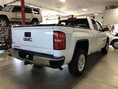 2016 GMC Sierra 1500 SLE   - Photo 5 - Saint Louis, MI 48880-9800