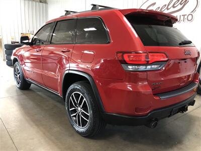2017 Jeep Grand Cherokee Trailhawk   - Photo 3 - Saint Louis, MI 48880-9800