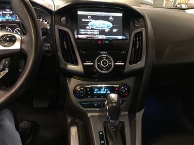 2012 Ford Focus Titanium - Photo 9 - Saint Louis, MI 48880-9800