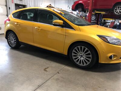 2012 Ford Focus Titanium - Photo 5 - Saint Louis, MI 48880-9800
