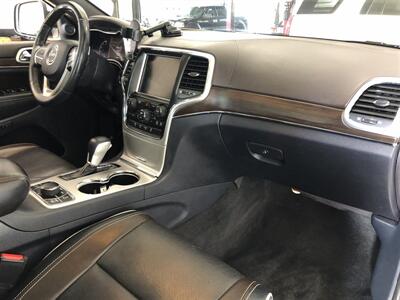 2016 Jeep Grand Cherokee Overland   - Photo 18 - Saint Louis, MI 48880-9800