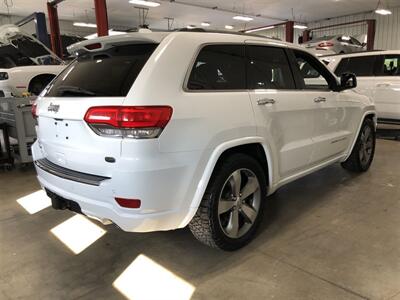 2016 Jeep Grand Cherokee Overland   - Photo 5 - Saint Louis, MI 48880-9800