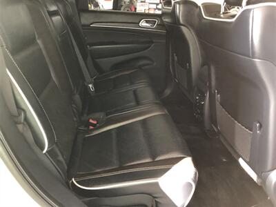 2016 Jeep Grand Cherokee Overland   - Photo 16 - Saint Louis, MI 48880-9800