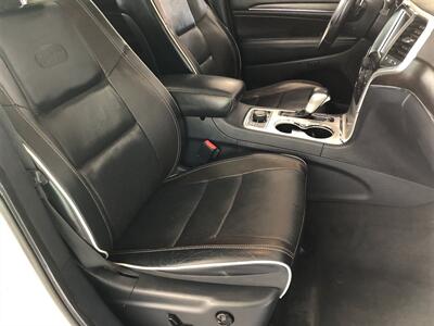 2016 Jeep Grand Cherokee Overland   - Photo 17 - Saint Louis, MI 48880-9800