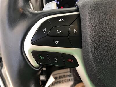 2016 Jeep Grand Cherokee Overland   - Photo 9 - Saint Louis, MI 48880-9800