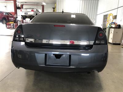 2011 Chevrolet Impala LS   - Photo 22 - Saint Louis, MI 48880-9800