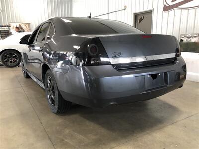 2011 Chevrolet Impala LS   - Photo 3 - Saint Louis, MI 48880-9800