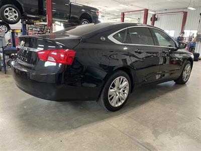 2018 Chevrolet Impala LS Fleet - Photo 6 - Saint Louis, MI 48880-9800
