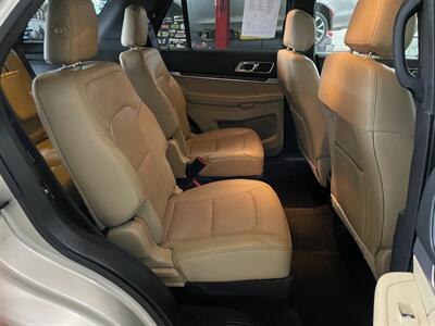 2017 Ford Explorer Limited - Photo 19 - Saint Louis, MI 48880-9800