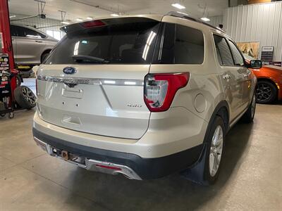 2017 Ford Explorer Limited - Photo 6 - Saint Louis, MI 48880-9800
