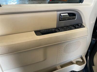 2017 Ford Expedition Limited - Photo 31 - Saint Louis, MI 48880-9800
