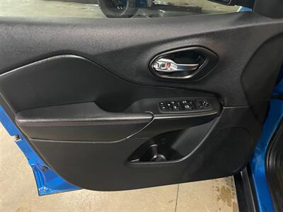 2019 Jeep Cherokee Trailhawk - Photo 20 - Saint Louis, MI 48880-9800