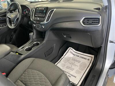 2018 Chevrolet Equinox LT - Photo 22 - Saint Louis, MI 48880-9800