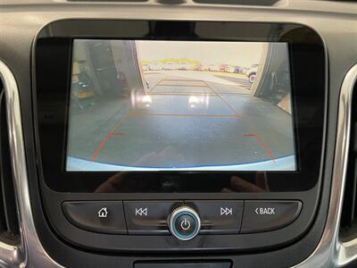 2018 Chevrolet Equinox LT - Photo 16 - Saint Louis, MI 48880-9800