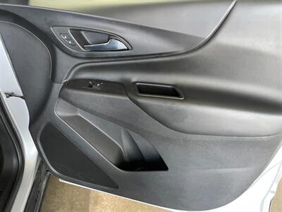 2018 Chevrolet Equinox LT - Photo 23 - Saint Louis, MI 48880-9800