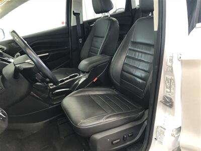 2015 Ford Escape Titanium   - Photo 14 - Saint Louis, MI 48880-9800