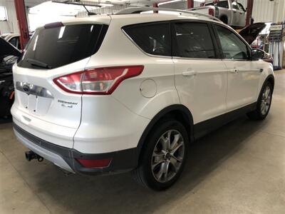 2015 Ford Escape Titanium   - Photo 6 - Saint Louis, MI 48880-9800