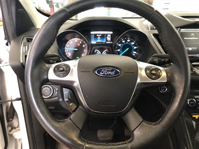 2015 Ford Escape Titanium   - Photo 10 - Saint Louis, MI 48880-9800