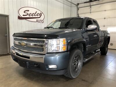 2010 Chevrolet Silverado 1500 LT   - Photo 2 - Saint Louis, MI 48880-9800