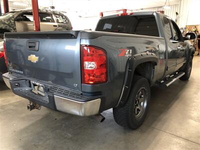 2010 Chevrolet Silverado 1500 LT   - Photo 6 - Saint Louis, MI 48880-9800