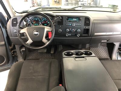 2010 Chevrolet Silverado 1500 LT   - Photo 7 - Saint Louis, MI 48880-9800