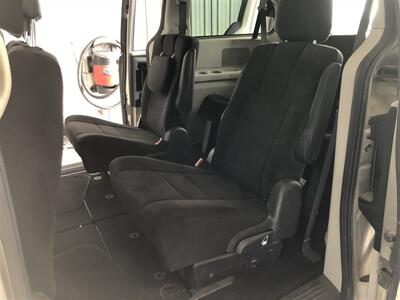 2013 Dodge Grand Caravan SE   - Photo 11 - Saint Louis, MI 48880-9800
