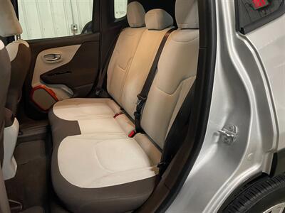 2017 Jeep Renegade Latitude   - Photo 17 - Saint Louis, MI 48880-9800