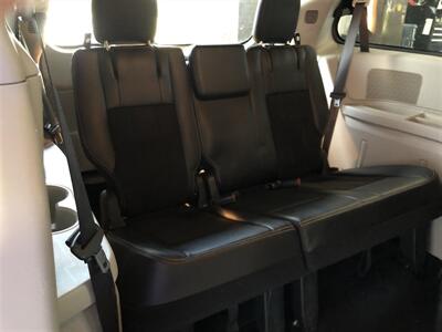 2019 Dodge Grand Caravan SXT   - Photo 19 - Saint Louis, MI 48880-9800