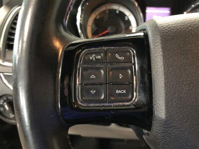 2019 Dodge Grand Caravan SXT   - Photo 9 - Saint Louis, MI 48880-9800