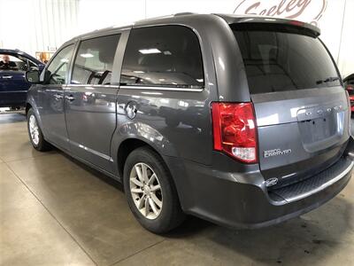 2019 Dodge Grand Caravan SXT   - Photo 3 - Saint Louis, MI 48880-9800