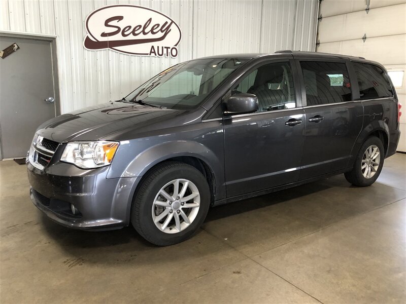 2019 Dodge Grand Caravan SXT - Photo 1 - Saint Louis, MI 48880-9800