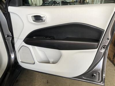 2020 Jeep Compass Limited   - Photo 21 - Saint Louis, MI 48880-9800