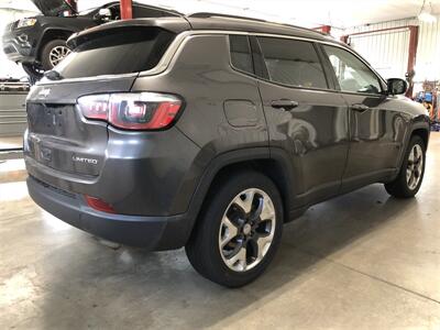 2020 Jeep Compass Limited   - Photo 5 - Saint Louis, MI 48880-9800