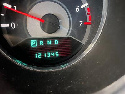 2014 Chrysler 200 Touring   - Photo 9 - Saint Louis, MI 48880-9800