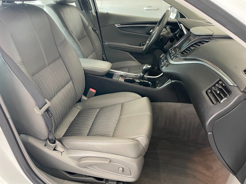 2018 Chevrolet Impala LS Fleet - Photo 15 - Saint Louis, MI 48880-9800
