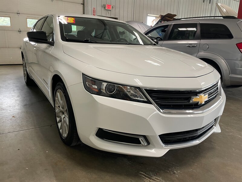 2018 Chevrolet Impala LS Fleet - Photo 4 - Saint Louis, MI 48880-9800
