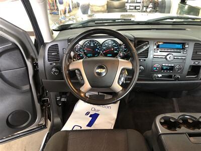 2012 Chevrolet Silverado 1500 LT   - Photo 8 - Saint Louis, MI 48880-9800