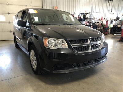 2016 Dodge Grand Caravan SE   - Photo 4 - Saint Louis, MI 48880-9800