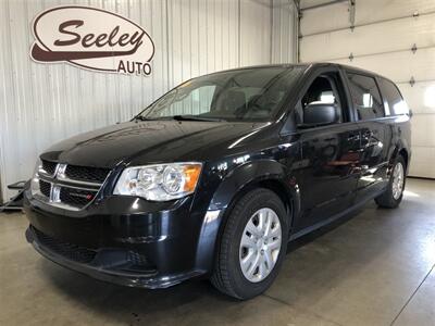 2016 Dodge Grand Caravan SE   - Photo 2 - Saint Louis, MI 48880-9800