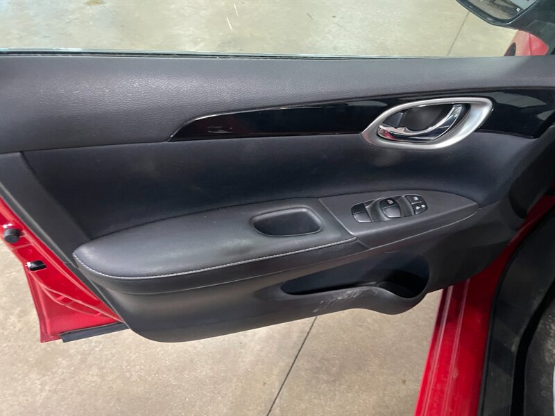 2018 Nissan Sentra SV - Photo 21 - Saint Louis, MI 48880-9800