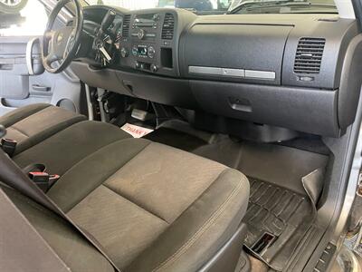 2012 Chevrolet Silverado 1500 LT   - Photo 21 - Saint Louis, MI 48880-9800