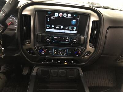 2018 Chevrolet Silverado 1500 LTZ   - Photo 8 - Saint Louis, MI 48880-9800